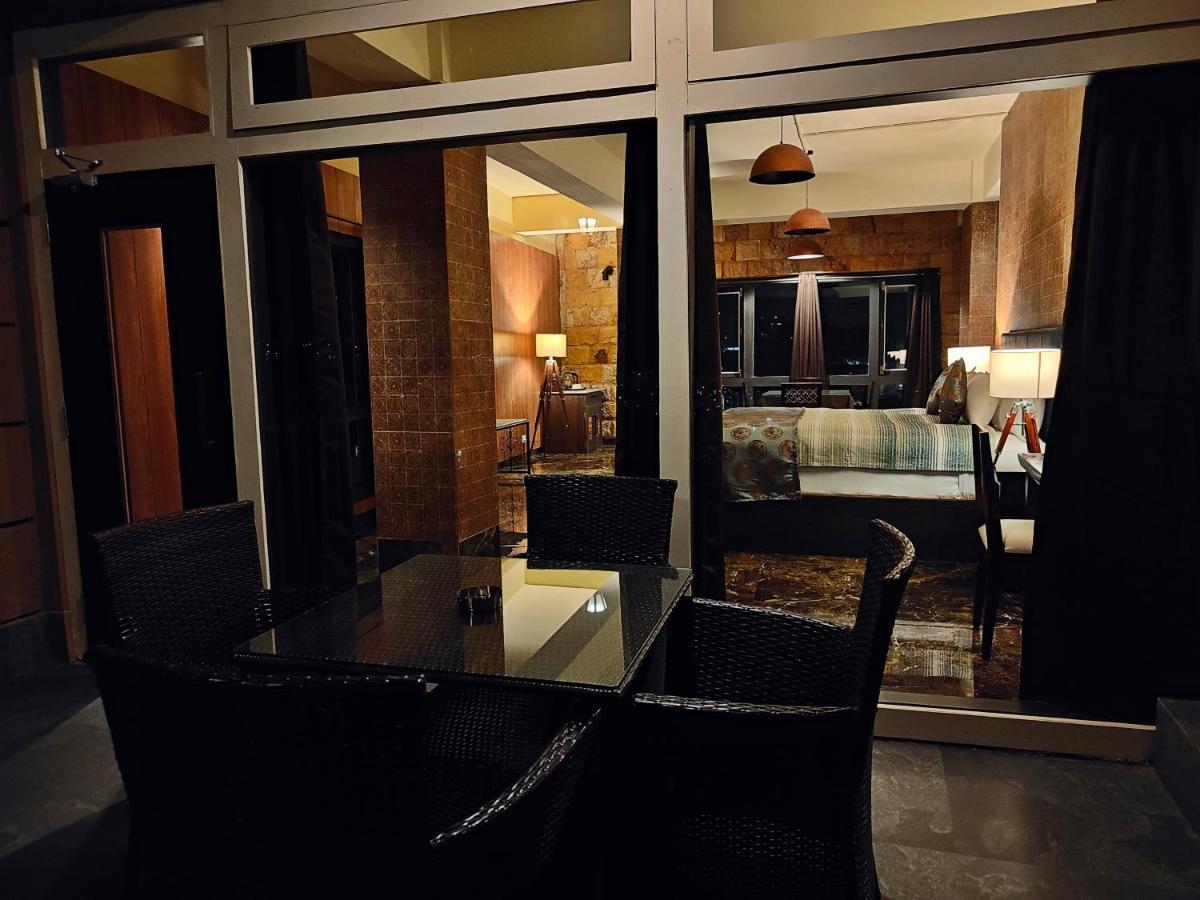 Hotel Acropolis Shillong Exterior photo